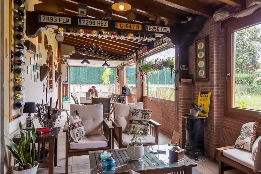 House with terrace, garden & fast internet | Garden view | Perfect for remote work - Image 1