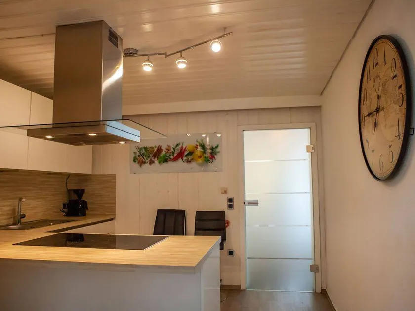 Children-friendly pleasant holiday apartment with garden, pool & terrace - Image 1