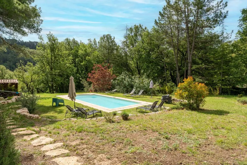 House with Pool at the Foot of the Vineyards in the Luberon – Tilleul T3 Maison Marvic - Image 1