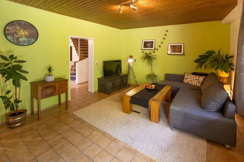 Apartment 'Taunuslodge' with Private Terrace, Garden and Wi-Fi - Image 1