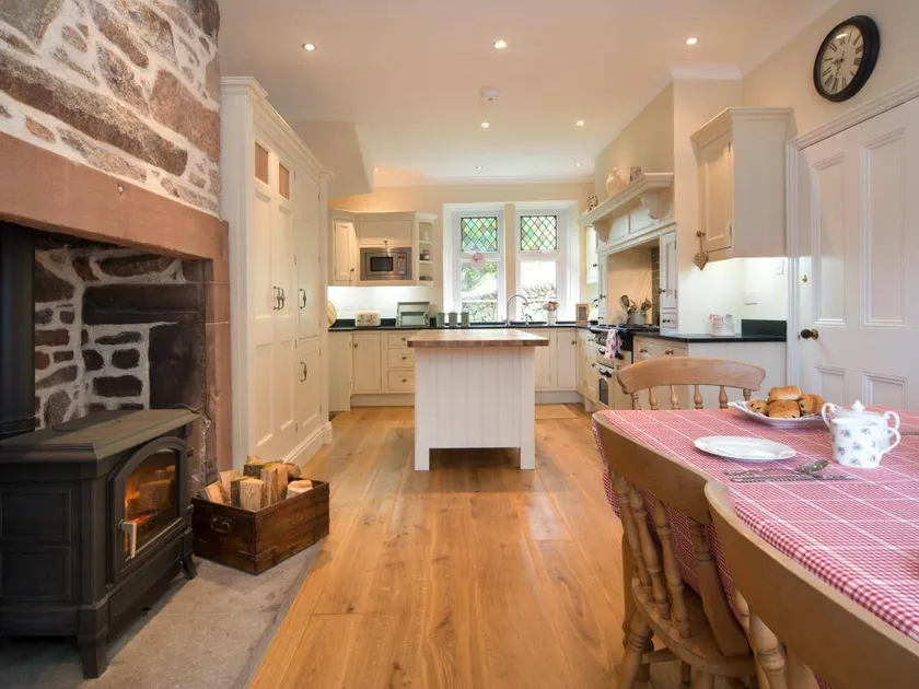 Fully equipped cottage with garden | Pets are welcome - Image 1