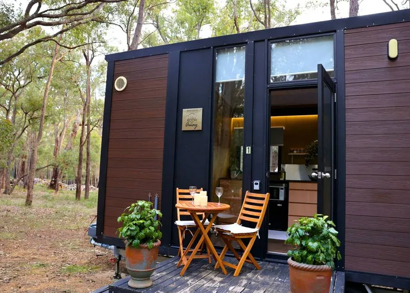 Romantic Tiny Home with Nature Views & BBQ Area in Stoneville, Australia - Image 1