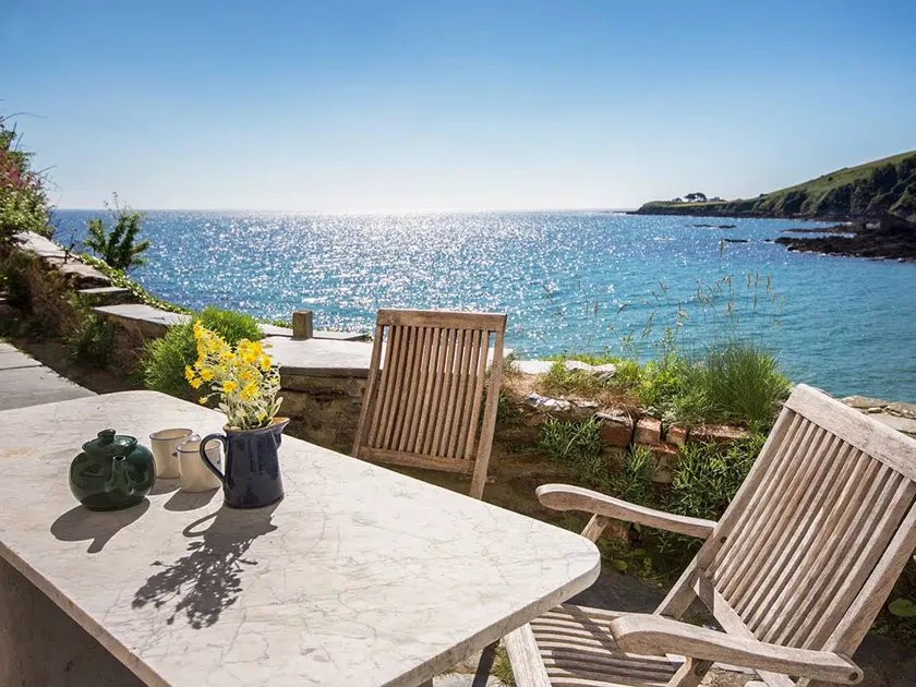 Cottage with BBQ, terrace & garden | River view - Image 1