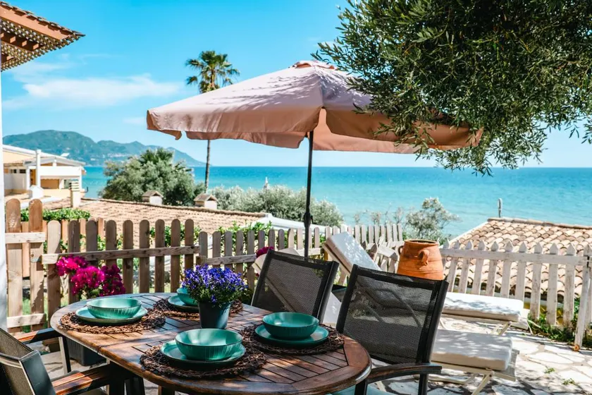 Family-friendly flat with pool & garden | Garden view | Beach nearby - Image 1