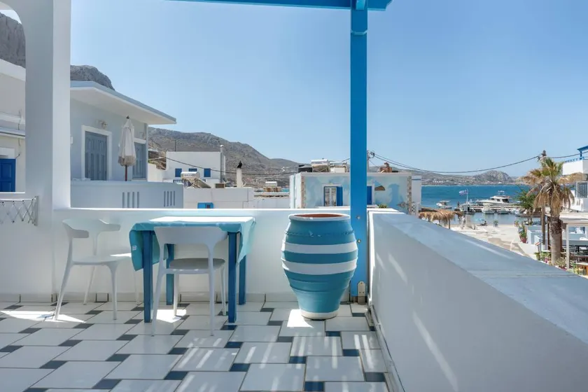 Giavasi Seaside 1 Country House with Sea View and Balcony - Image 1