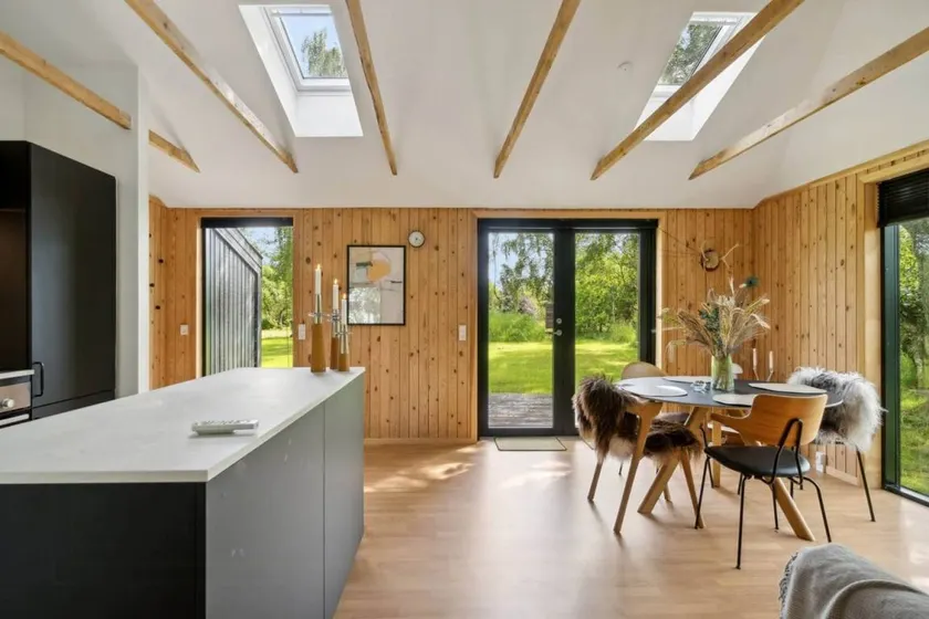 Newly renovated holiday home near Torndal beach - Image 1