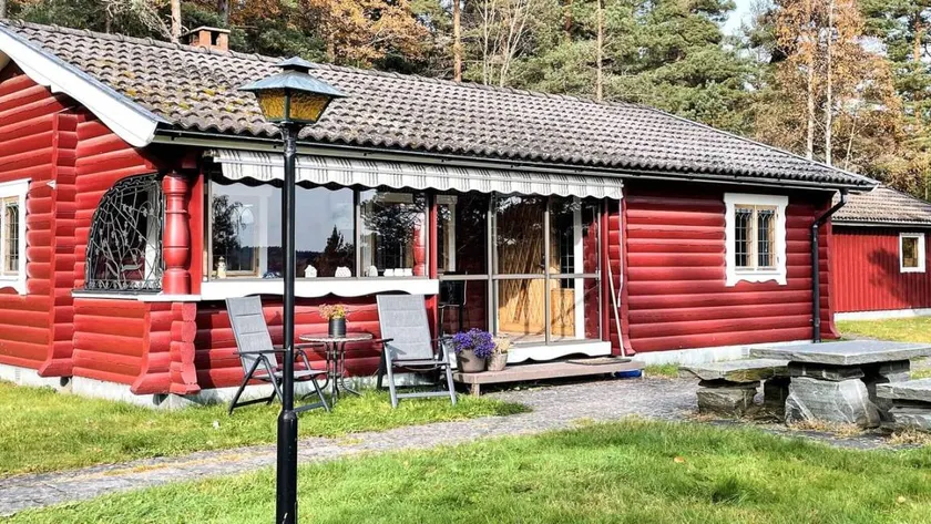 Holiday home with BBQ - Image 1