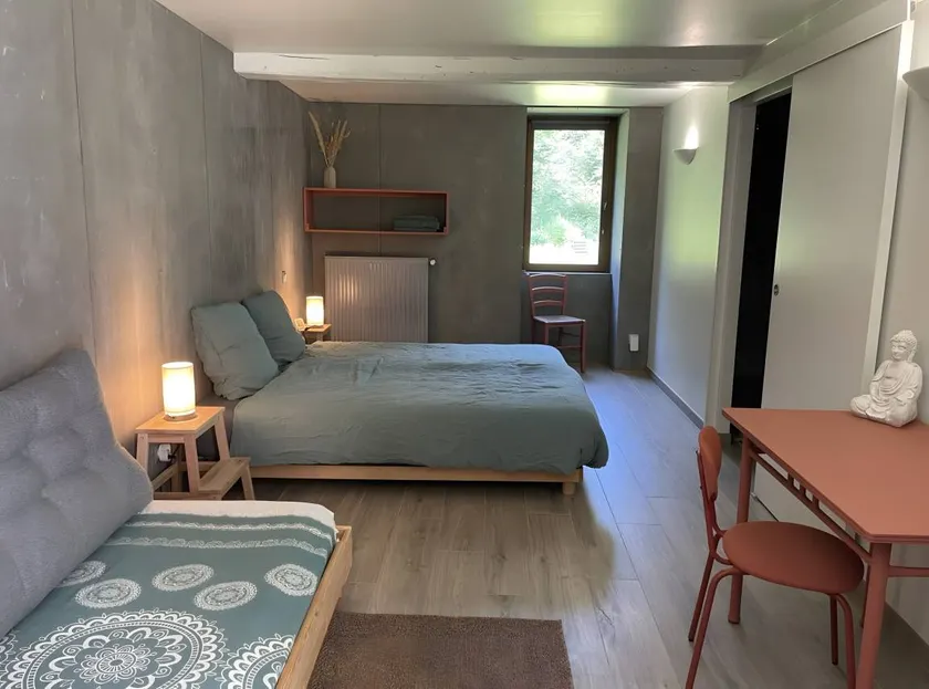 Merveilleuse chambre d'hôtes avec terrasse, barbecue et jardin | Vue jardin | Parfaite pour le travail à distance - Image 1