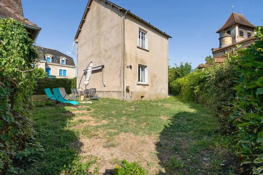 Holiday Home “Les Glycines” with Private Terrace and Garden - Image 1