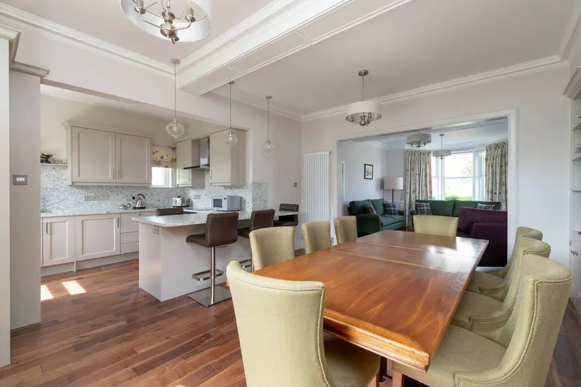 Fully equipped cottage with terrace & garden - Image 1