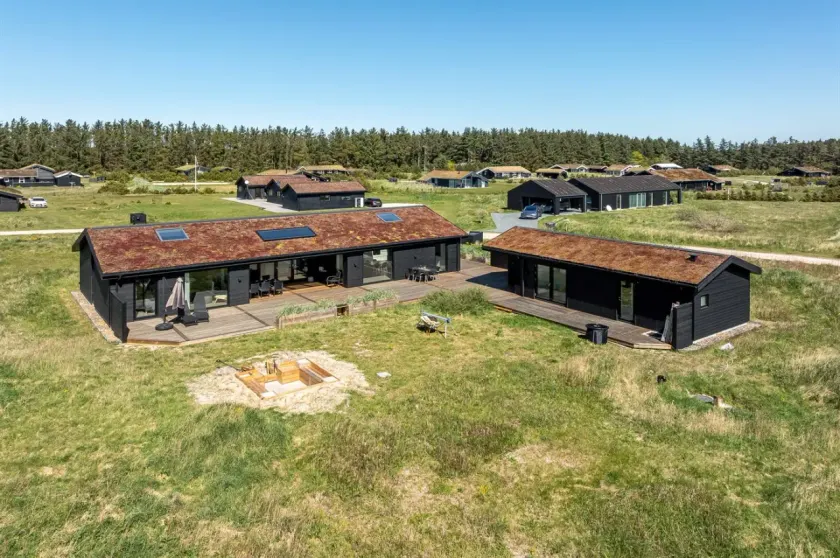 House with barbeque, terrace & sauna - Image 1