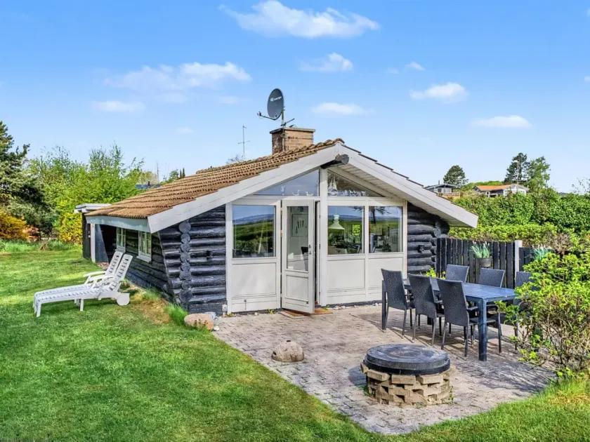 Ferienhaus mit Terrasse und Grill | Meerblick - Image 1
