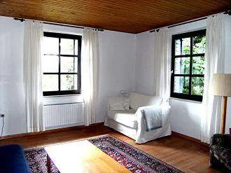 Flat with barbecue, garden & terrace - Image 1
