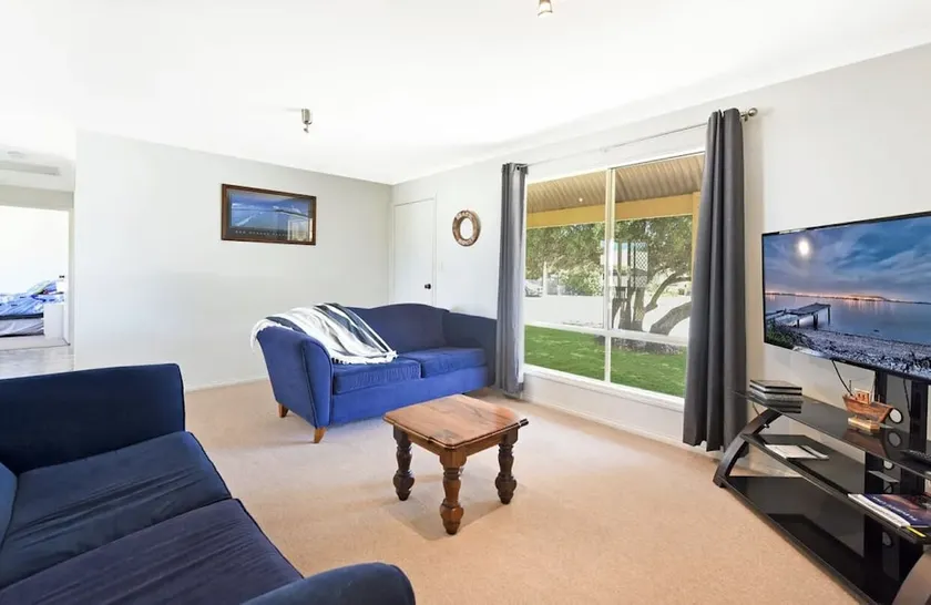 Cosy shack close to surf beaches, river and shops - Image 1