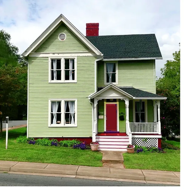 Art House on Main - Image 1