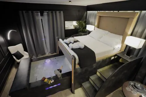 Tomà Suites - Il Nido d’Amore - Image 1
