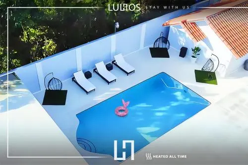 Spacious Miami Home Heated Pool BBQ L35 - Image 1