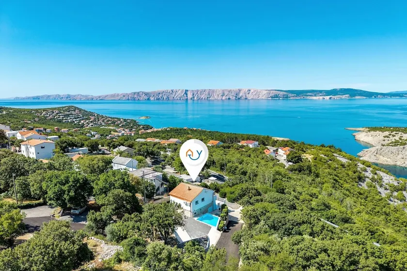 Hidden Pool House With Sea View - Image 1