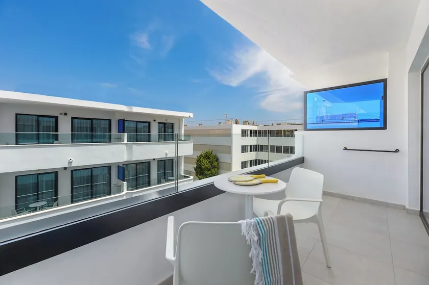 Apartamentos Playa Sol I - Image 1