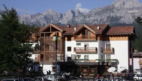 Hotel K2 - Image 1
