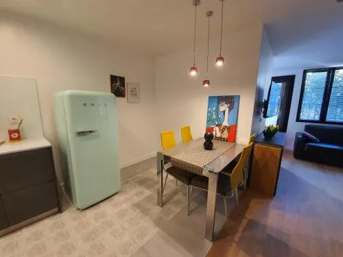 Très jolie bas de maison en centre ville, parking, Wi-Fi, Netflix - Image 1
