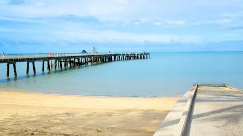 Palm Cove Penthouse - Image 1