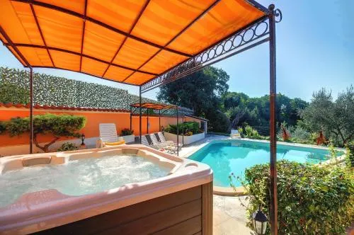 Villa Nicole - Image 1