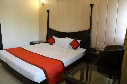 HOTEL ORANGE 35 - Image 1