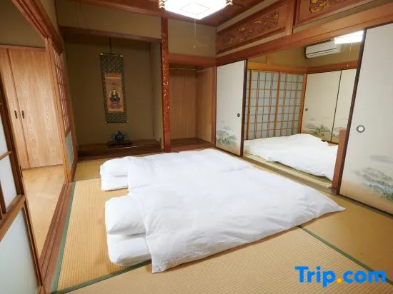 Japanese house for touring - Image 1