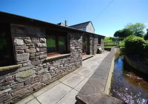 Danycrug Barn - Image 1