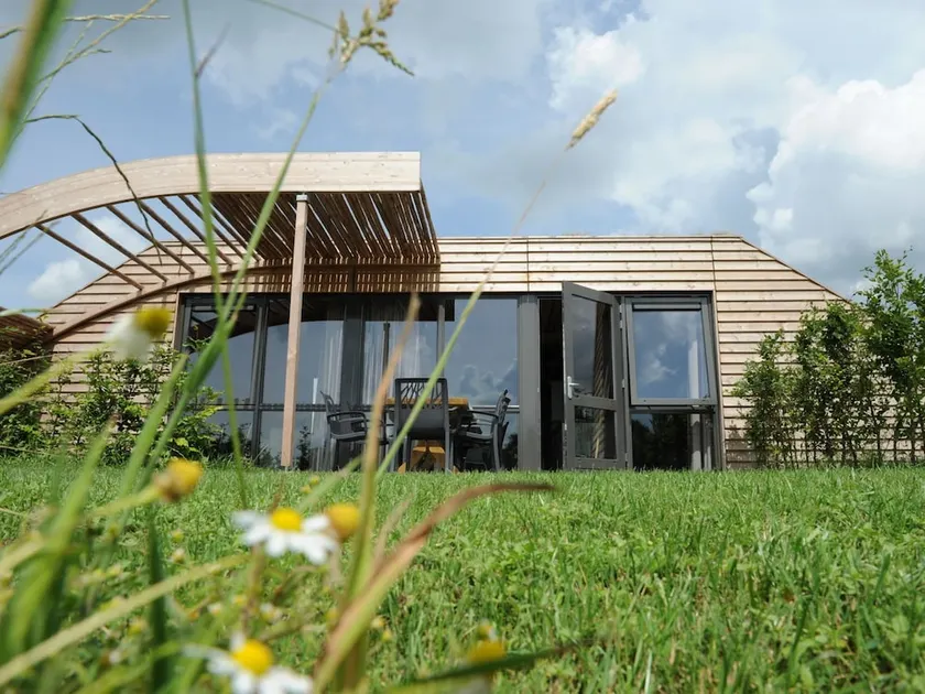Chalet in Netherlands with Scenic Meadow Views - Image 1