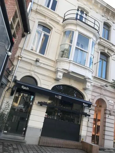 Maison Bontinck Laurentplein 2 - Image 1