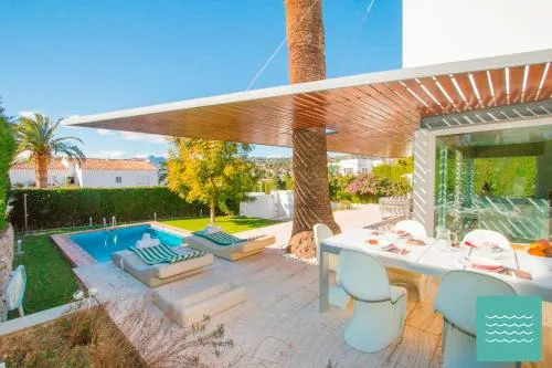 Abahana Villas Traviata - Image 1