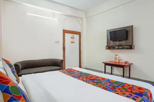 Hotel O New Shanti Hotel - Image 1