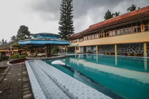 OYO 90114 New Cipayung Asri Hotel - Image 1