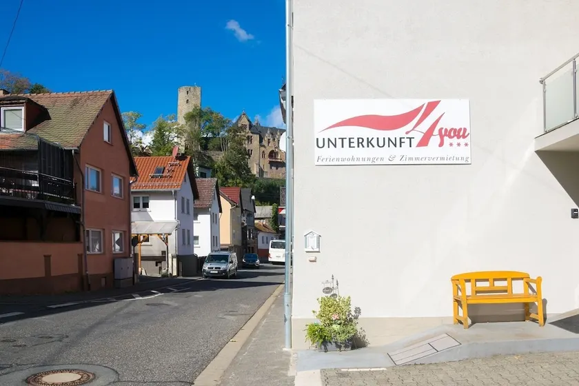 Unterkunft4You Ferienhaus Am Schloss - Image 1