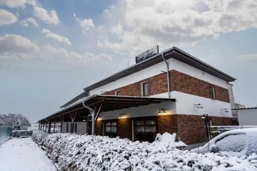 Hotelik Kuznia - Image 1