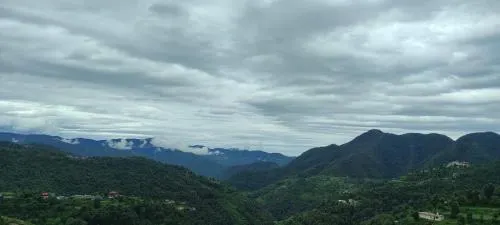 Peaceful & scenic Homestay in Shoghi-Shimla - Image 1