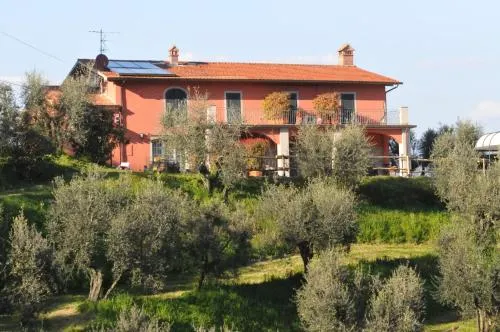 Olivia Bed & Breakfast - Image 1