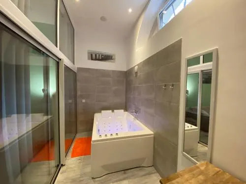 Wellkhome Appartements & Services - Image 1