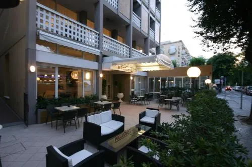 Hotel Metropol - Image 1