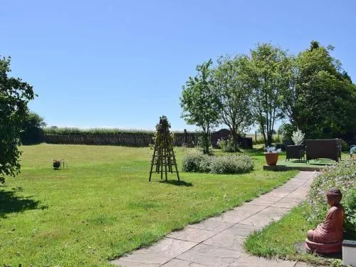 Hardilands Cottage - Image 1