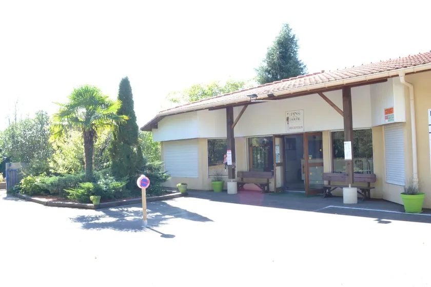 Holiday Home Route des Minières Camping Les Pins Du Soleil - Image 1