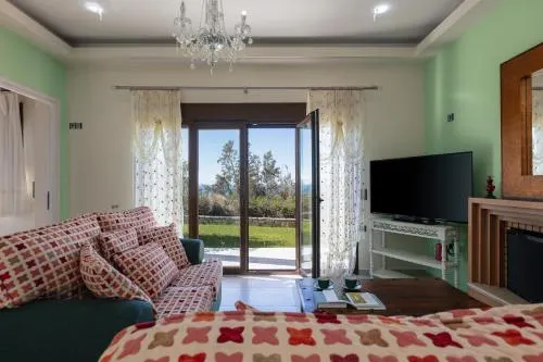 Family Villa Ellis Plakias with private pool 200m to the beach walking distance to the amenities - Image 1