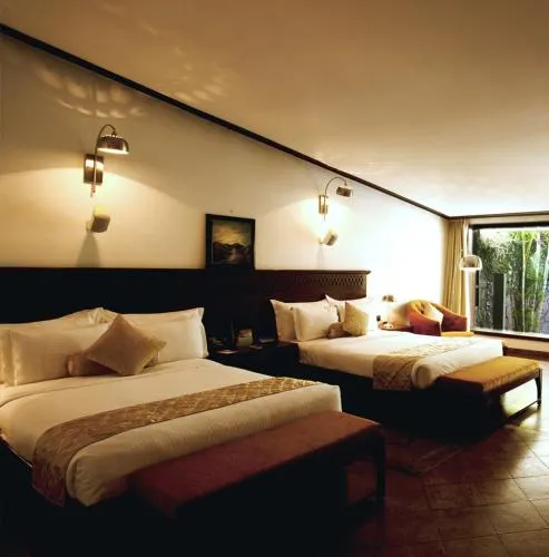 Lagoon Bay-Leonia Holistic Destination - Image 1
