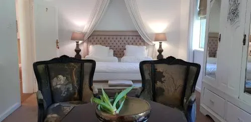 Simondium's Country Lodge - Image 1