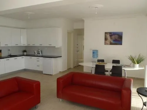 Marina View Residence - Image 1