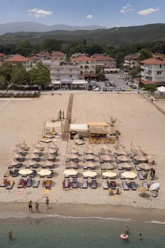 Agyra Seaview Hotel by Panel Hospitality - Image 1