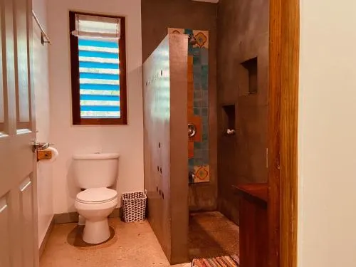 Vida Verde Eco-Guesthouse - Image 1