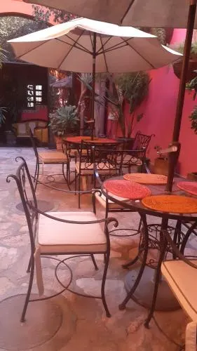 Casa Campos Bed & Breakfast - Image 1